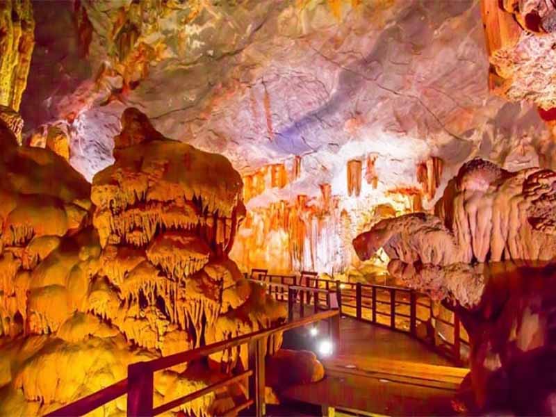 Dau Go Cave